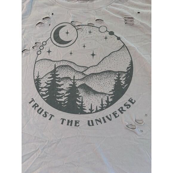 Love & Lazy Days Distressed Graphic tshirt Women's Size XL - Picture 2 of 12